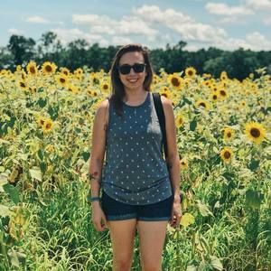 Meet your Posher, Nicole